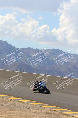 media/Oct-03-2022-Moto Forza (Mon) [[5f077a3730]]/Beginner Group/Session 2 (Turn 10)/